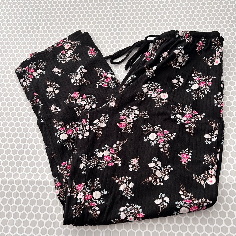 Flora Nikrooz Floral Pajama Pants Size L